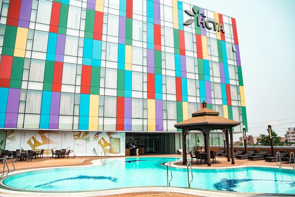 De Convencoes De Talatona Hotel Luanda Ngoại thất bức ảnh