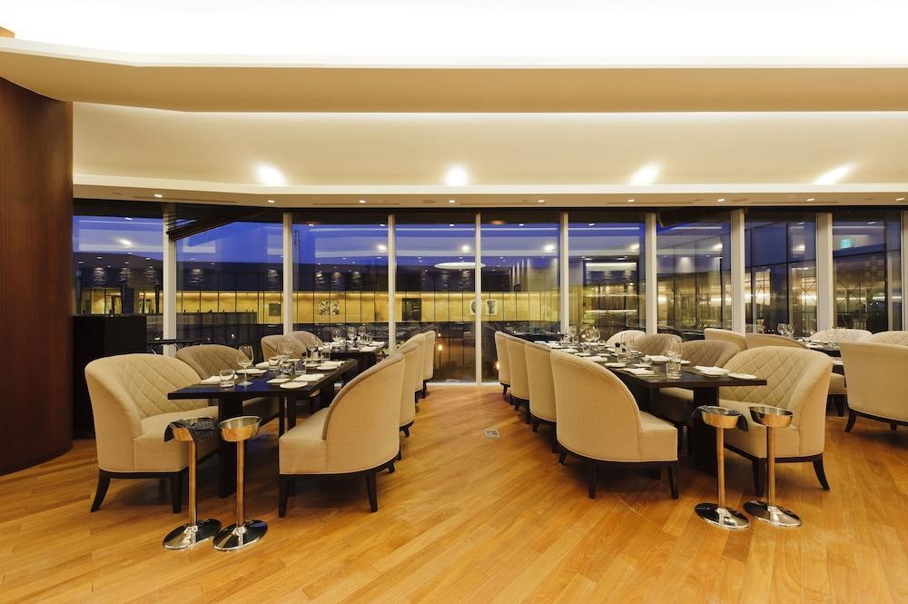 De Convencoes De Talatona Hotel Luanda Ngoại thất bức ảnh