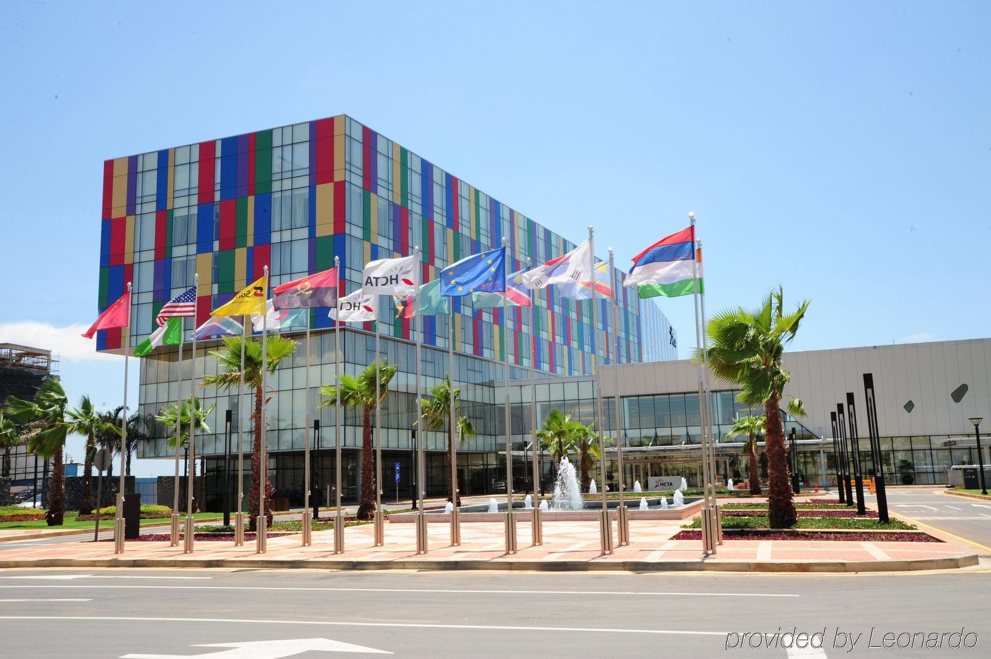 De Convencoes De Talatona Hotel Luanda Ngoại thất bức ảnh
