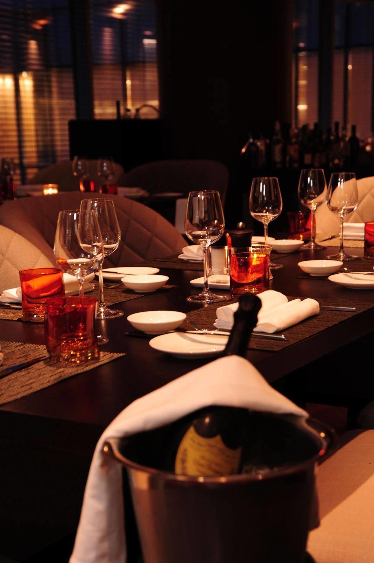 De Convencoes De Talatona Hotel Luanda Ngoại thất bức ảnh