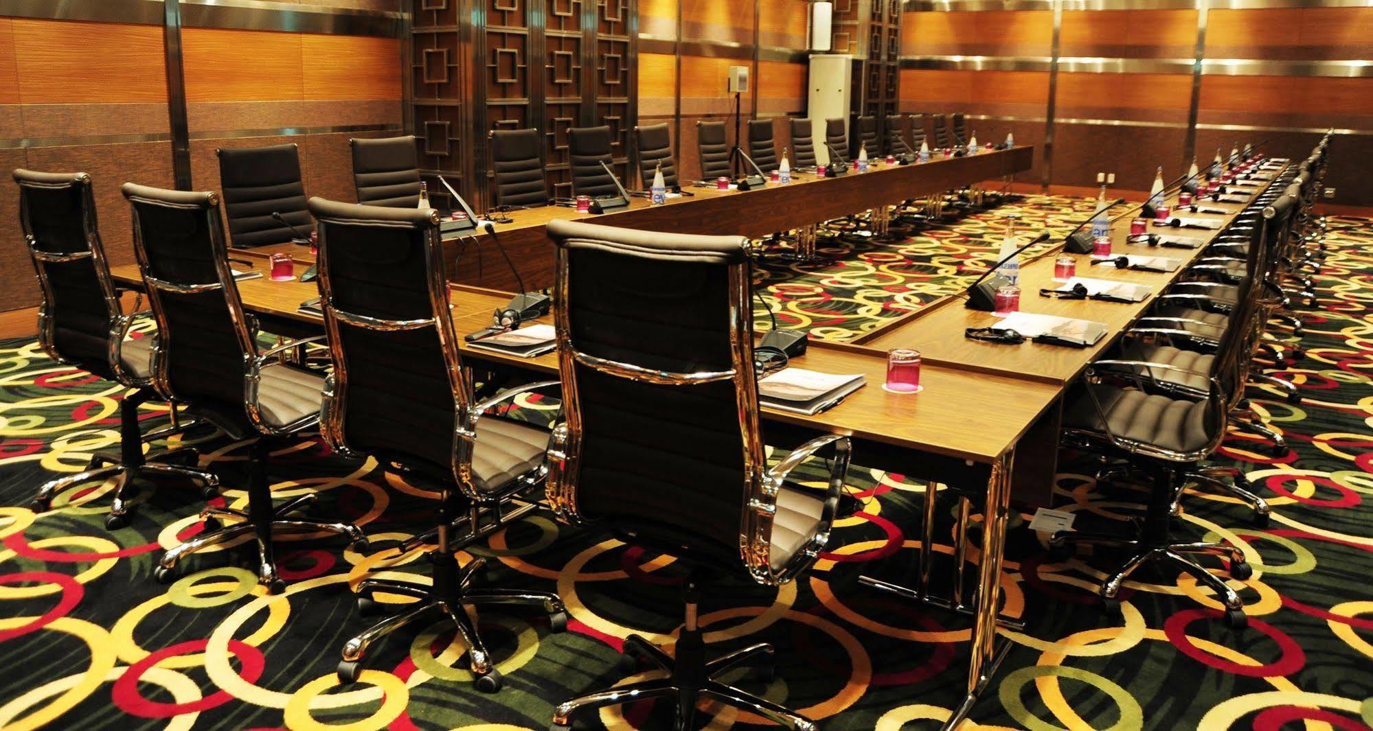 De Convencoes De Talatona Hotel Luanda Ngoại thất bức ảnh