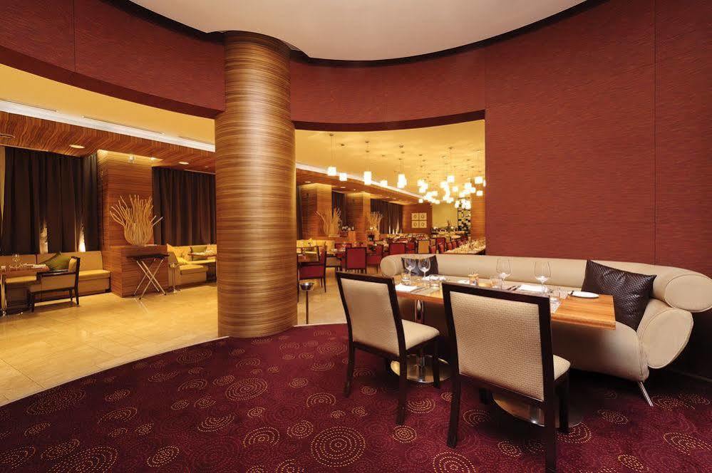 De Convencoes De Talatona Hotel Luanda Ngoại thất bức ảnh