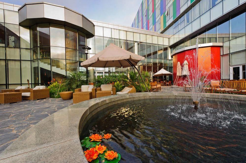 De Convencoes De Talatona Hotel Luanda Ngoại thất bức ảnh